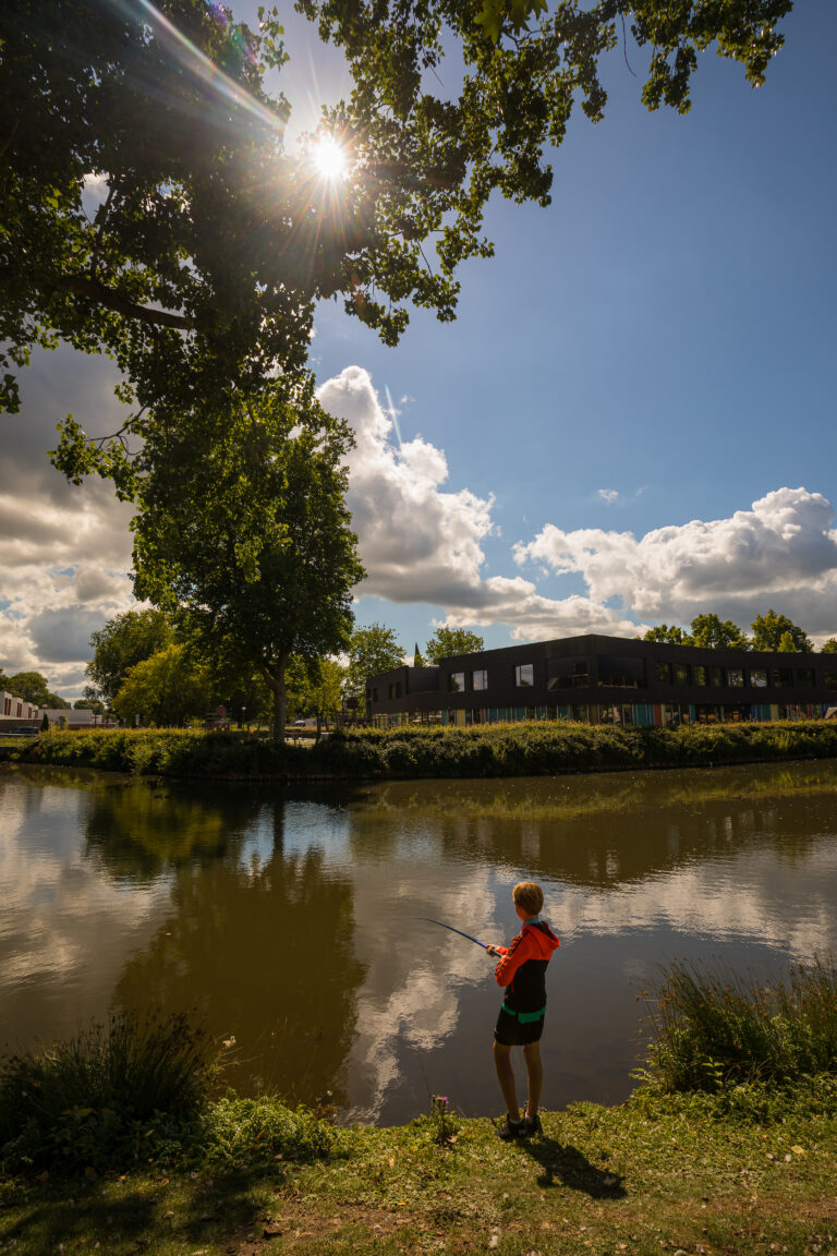 Visspullen kinderen van de voedselbank